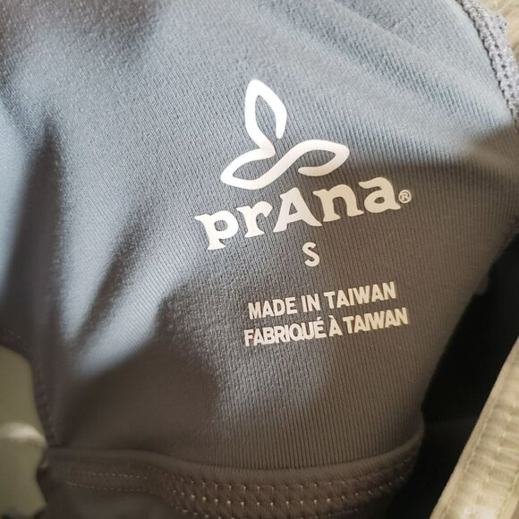 PrAna Striped Filament Tank Top Yoga Criss Cross Back Grey/White Sz Womens Small - Picture 2 of 12